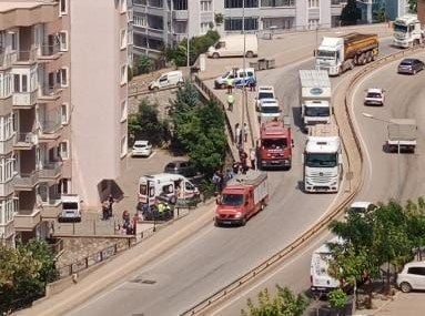 Bursa’da yürekleri ağızlara getiren kaza: Virajı alamayan sürücü…