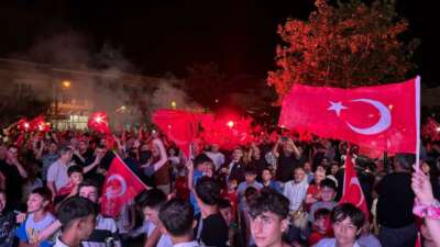 Bursa’da maç heyecanı yarıda kaldı! Türkiye-Avusturya maçı gösterimi iptal!