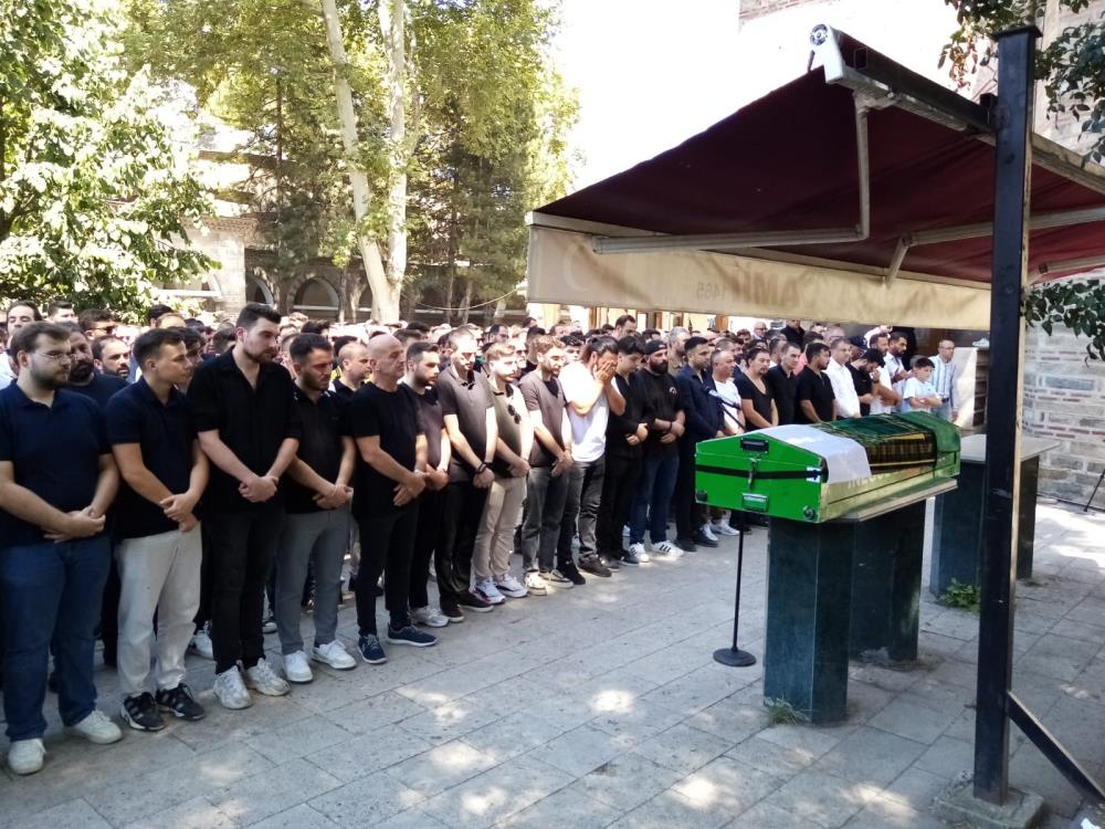 Bursa’da Kuyumcular Dernek Başkanı gözyaşlarıyla toprağa verildi