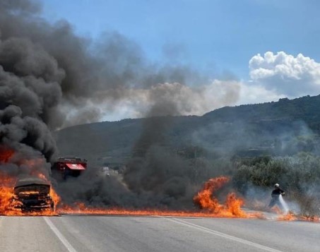 Bursa’da otomobil alevlere teslim oldu