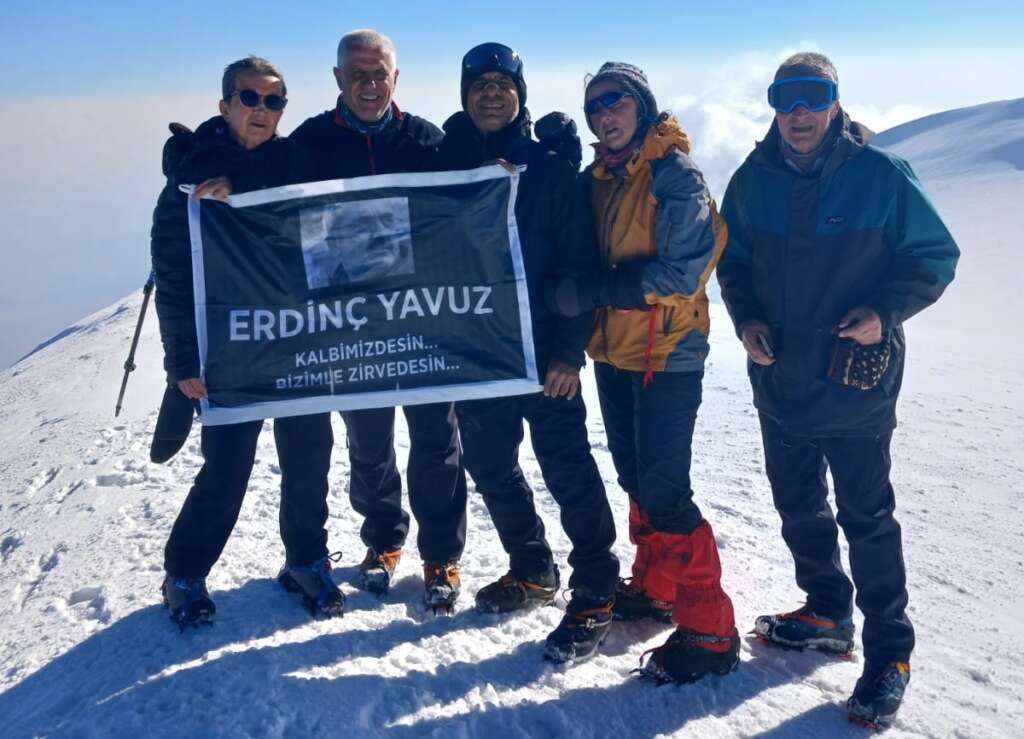 BANDAK Ağrı Dağı’nda Erdinç Yavuz anısına zirve yaptı