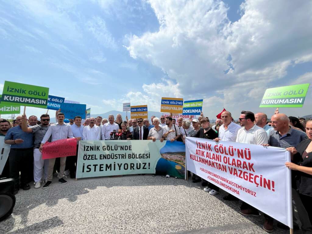 İznik Gölü kıyısına yapılması planlanan fabrikaya tepki!