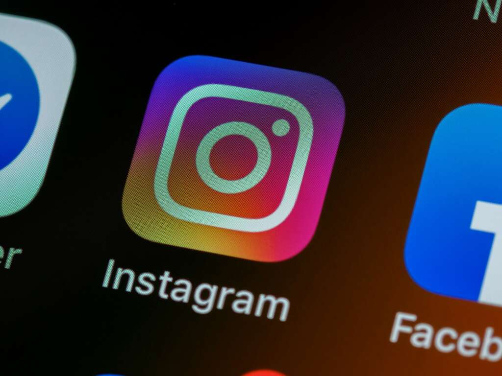 Ünlü isimler, Instagram’daki yapay zeka aldatmacasına kandı