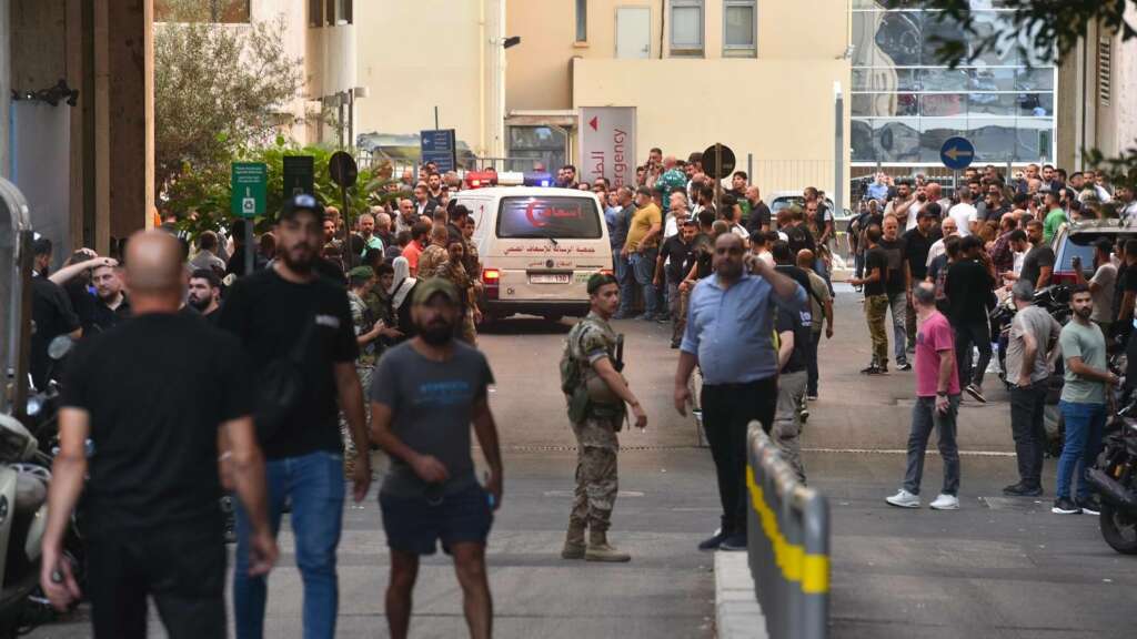 Lübnan, okulların açılışını erteledi