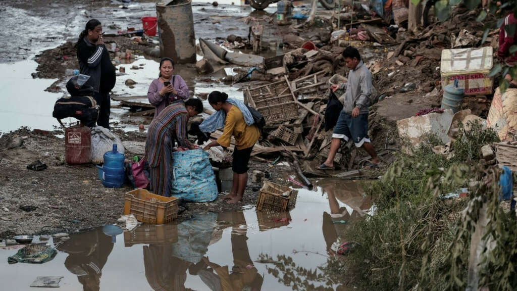 Nepal’de sel ve toprak kaymasında can kaybı 193’e yükseldi