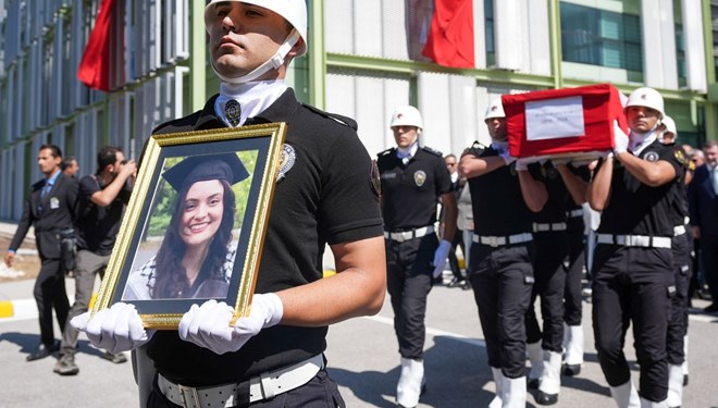 Ayşenur Eygi için İstanbul ve İzmir’de cenaze törenleri | Özgür Özel: Filistin bütün Türkiye’nin davasıdır