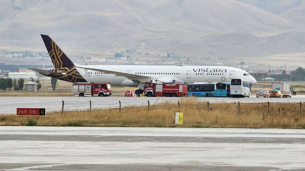 Uçakta bomba ihbarı! Erzurum Havalimanı’na acil iniş yaptı