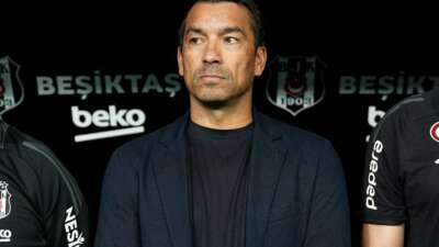 Giovanni van Bronckhorst: “Rakibimiz bizi sadece faullerle durdurabildi”