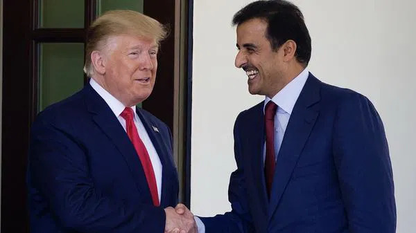 Trump, Katar Emiri’ni malikanesinde ağırladı