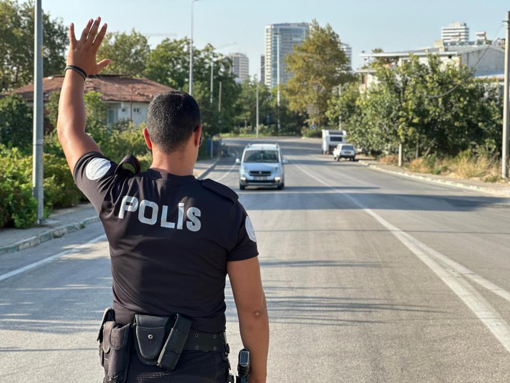 Bursa’da yunuslar göz açtırmıyor! Her güne bir tabanca