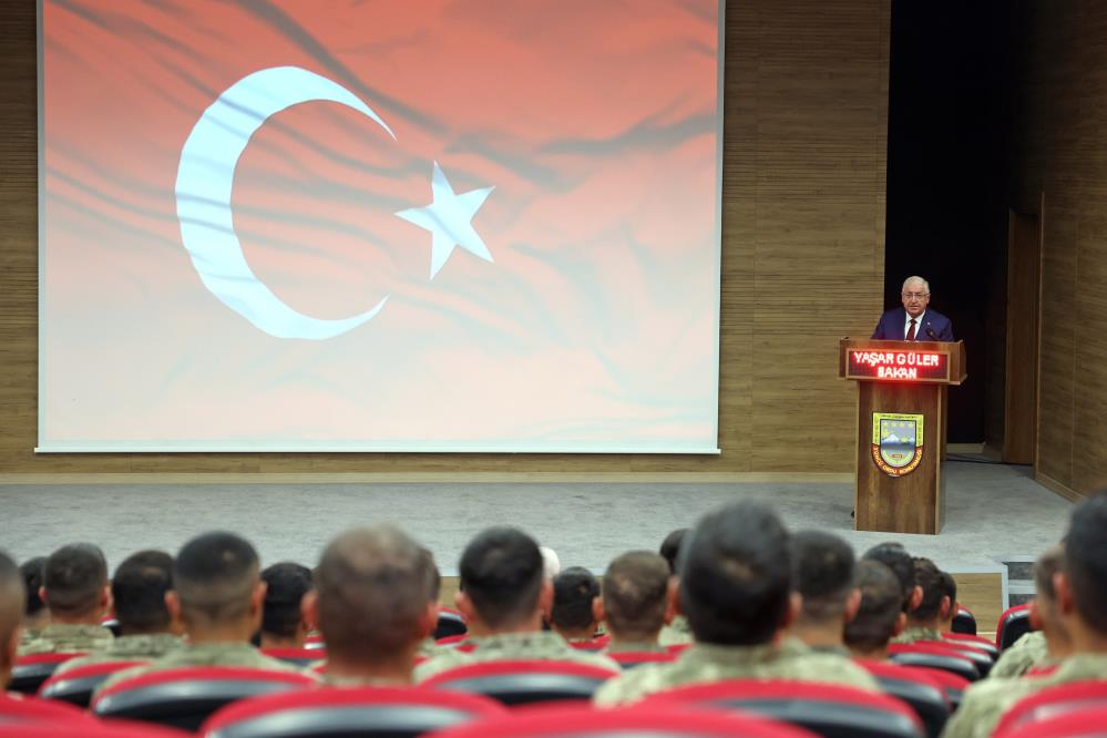 Milli Savunma Bakanı Güler: Terör örgütünün belini kırdık