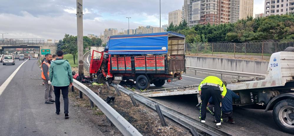 Ispartakule TEM Otoyolunda kaza: 1 yaralı