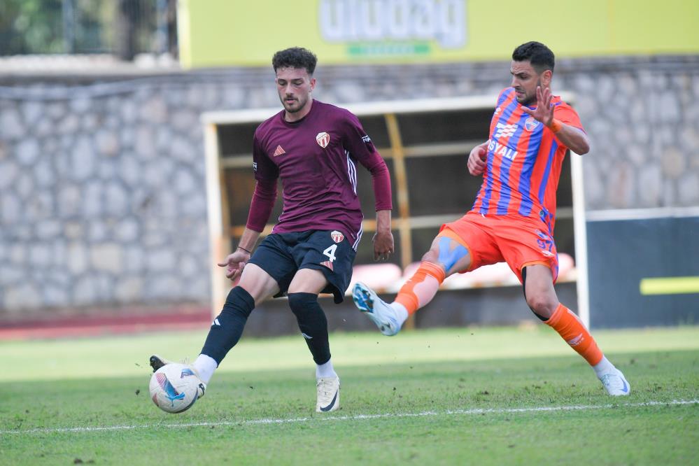 İnegölspor, İskenderunspor ile puanları paylaştı