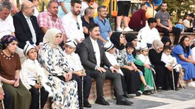 Bursa’daki festivalde sünnet şöleni heyecanı