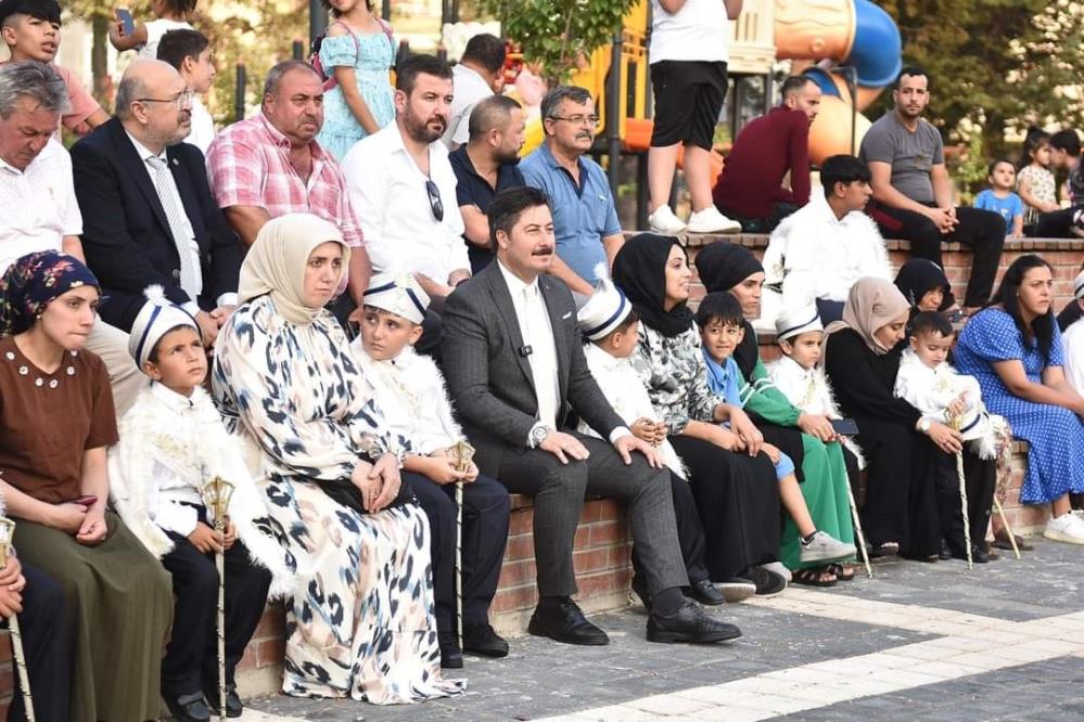 Bursa’daki festivalde sünnet şöleni heyecanı