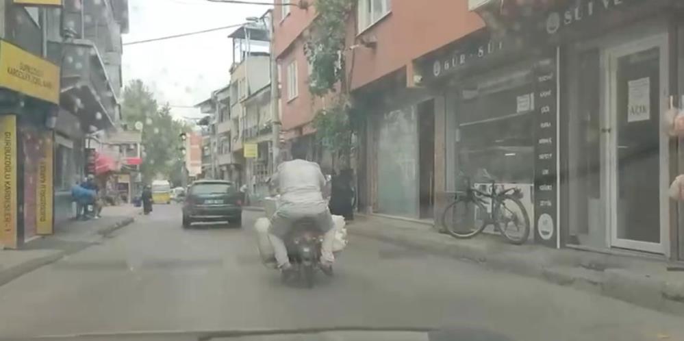 Bursa’da tehlikeli yolculuk kamerada