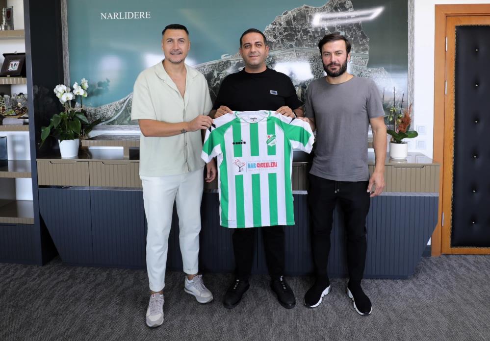 Adis Jahovic amatöre transfer oldu