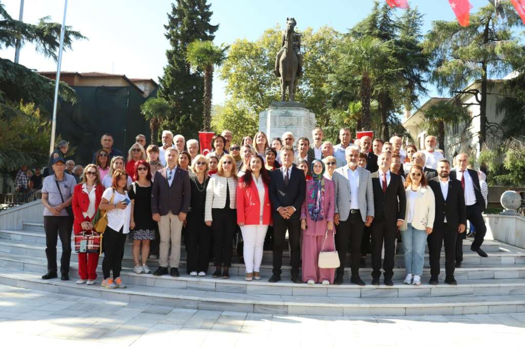 Bursa’da CHP’nin 101. kuruluş yıl dönümü kutlandı