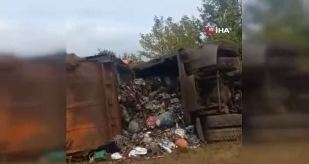 Bursa’da çöp kamyonu şarampole yuvarlandı : 3 kişi yaralandı