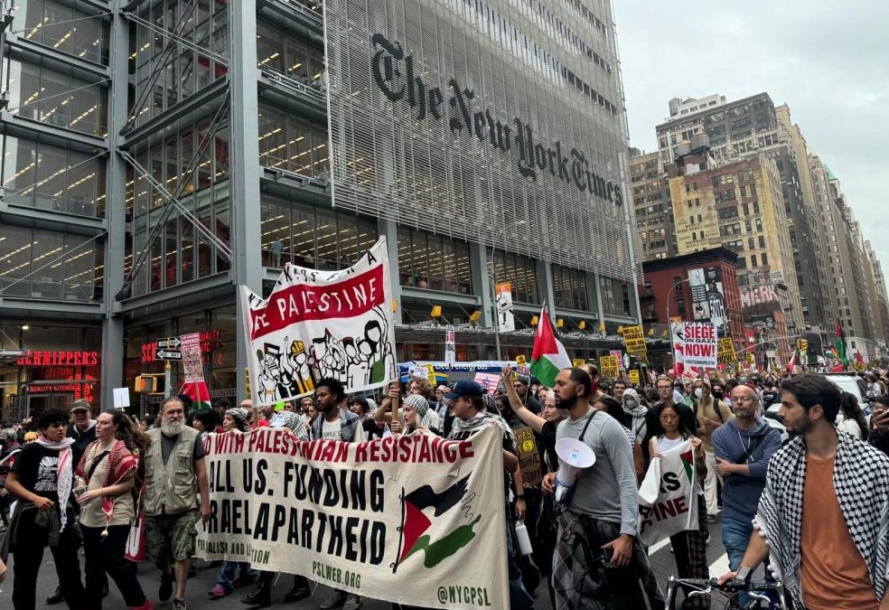 New York’ta binlerce kişi Netanyahu’yu protesto etti