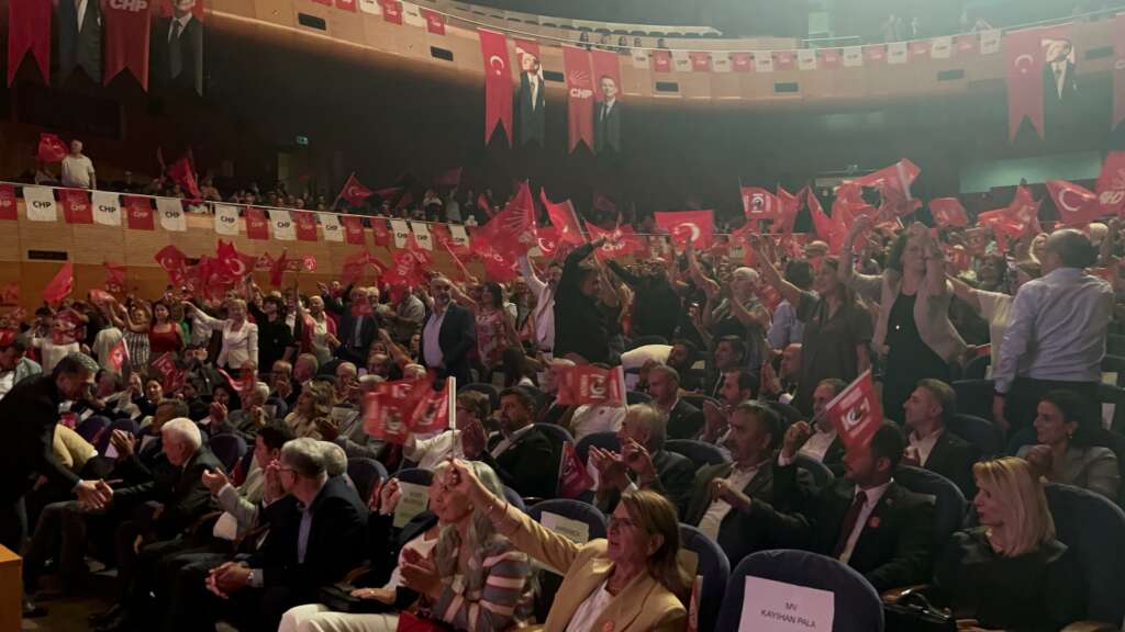 CHP’nin 101. yılı Bursa’da coşkuyla kutlandı