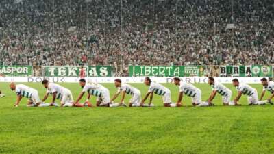 Bursaspor taraftarı yeni rekora hazırlanıyor!