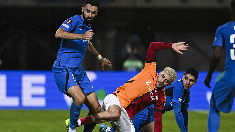 Galatasaray’a Letonya’da büyük şok; Aslan, 2 farklı öne geçtiği maçta Rigas’la berabere kaldı!