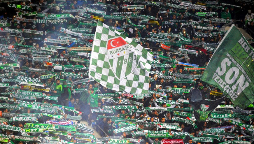 Flaş iddia: Dünyaca ünlü futbolcu Bursaspor’u satın almak istiyor!