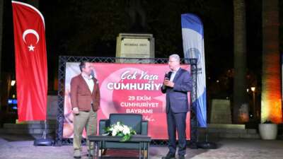 Cumhuriyet coşkusu Mudanya’yı sardı