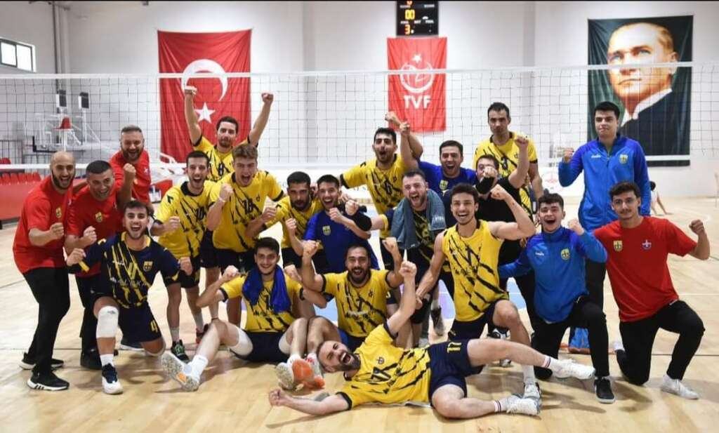 Yenişehir Belediyespor ilk maçında galip geldi