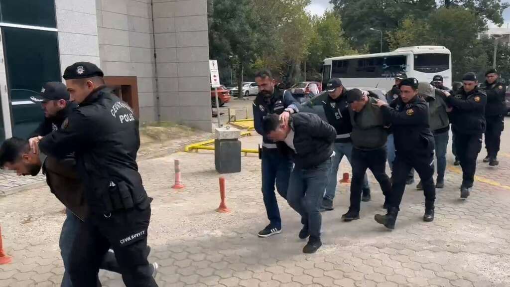 Bursa’da çökertilen tefeci çetesinin 2 üyesi tutuklandı