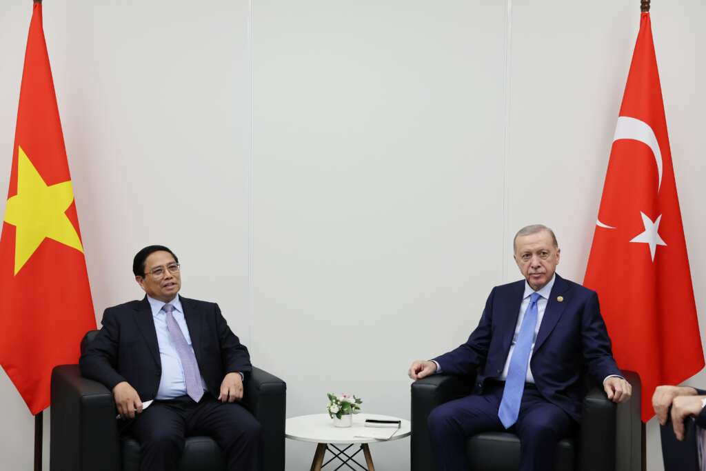 Cumhurbaşkanı Erdoğan, Vietnam Başbakanı Pham ile bir araya geldi