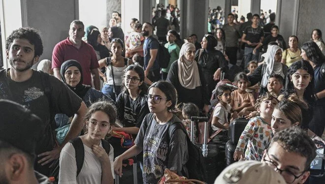 Türk vatandaşlarının Lübnan’dan tahliyesi başladı: Mersin’de karşılanacaklar