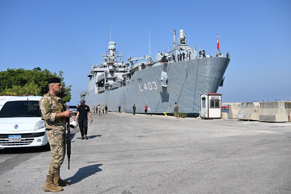 SAT destekli tahliye! Gemiler Lübnan’dan yola çıktı