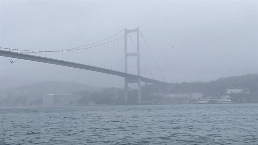 İstanbul Boğazı’nda gemi trafiği çift yönlü askıya alındı