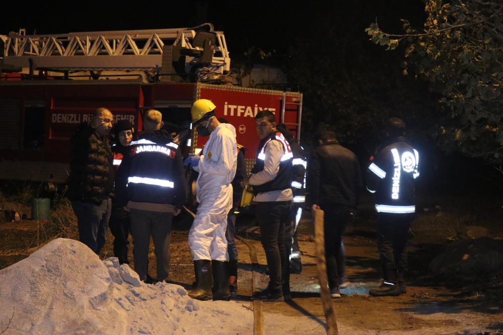 Uyuşturucu parası için babası ve ağabeyini öldürüp arkadaşlarıyla çay içmiş