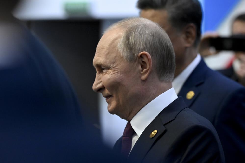 Putin: BRICS ülkeleri dünyanın geleceği için sözde değil, fiilen sorumluluk üstleniyor