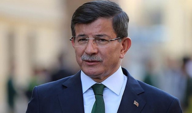 Davutoğlu’ndan ‘Lübnan’ çıkışı: ‘Görevde olsaydım bugün Beyrut’a inerdim’