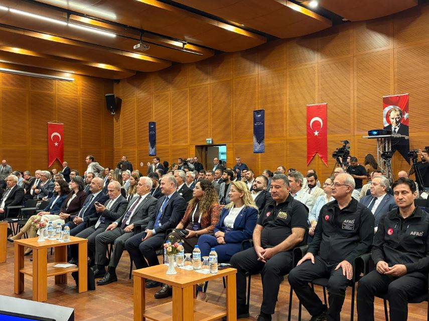 Büyükşehir ödeneğinden dev kesinti! Bozbey’den ‘afet bütçesi’ uyarısı