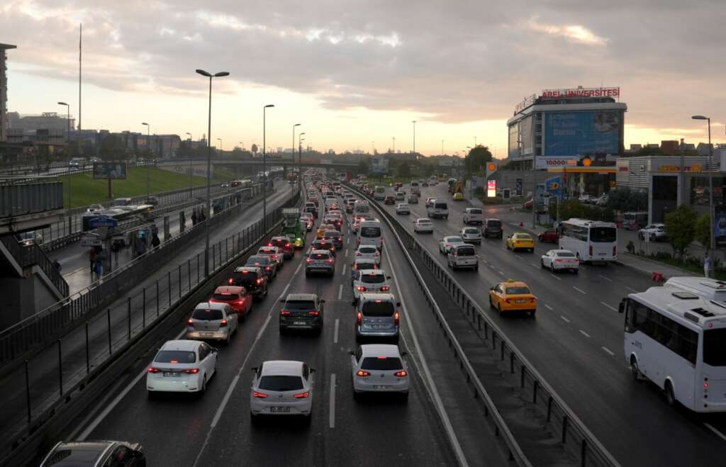 Meteoroloji’den sarı kodlu uyarı: Sis, pus, sağanak ve kar bir arada