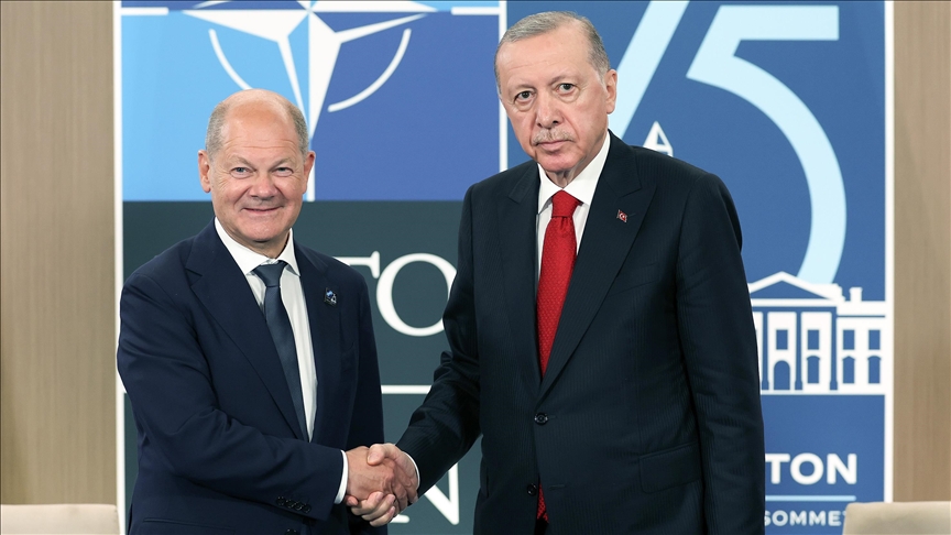 Cumhurbaşkanı Erdoğan, Almanya Başbakanı Scholz’u kabul etti