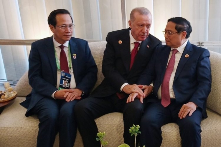 Cumhurbaşkanı Erdoğan, G20 Liderler Zirvesi’nde: Asyalı liderlerle samimi kareler