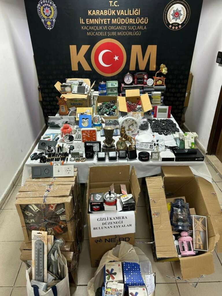 Casus kamera operasyonu: 2 gözaltı