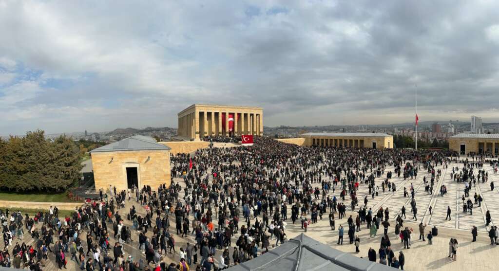 Anıtkabir’e gelen ziyaretçi sayısı rekor kırdı