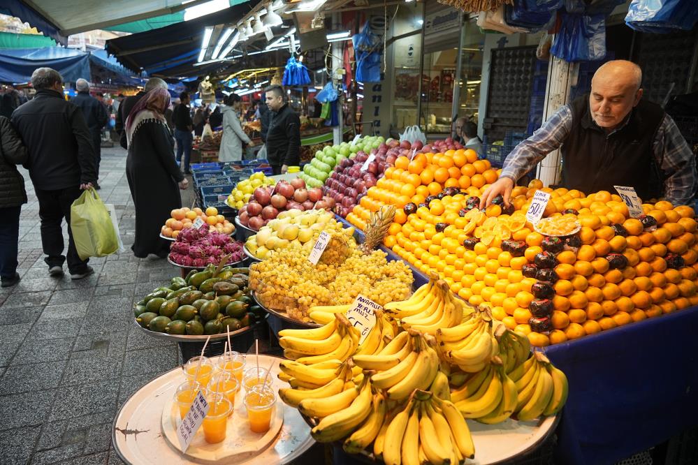 Bursa’da pazar esnafı umutlu… Tezgahlarda o fiyattan yerini aldı!