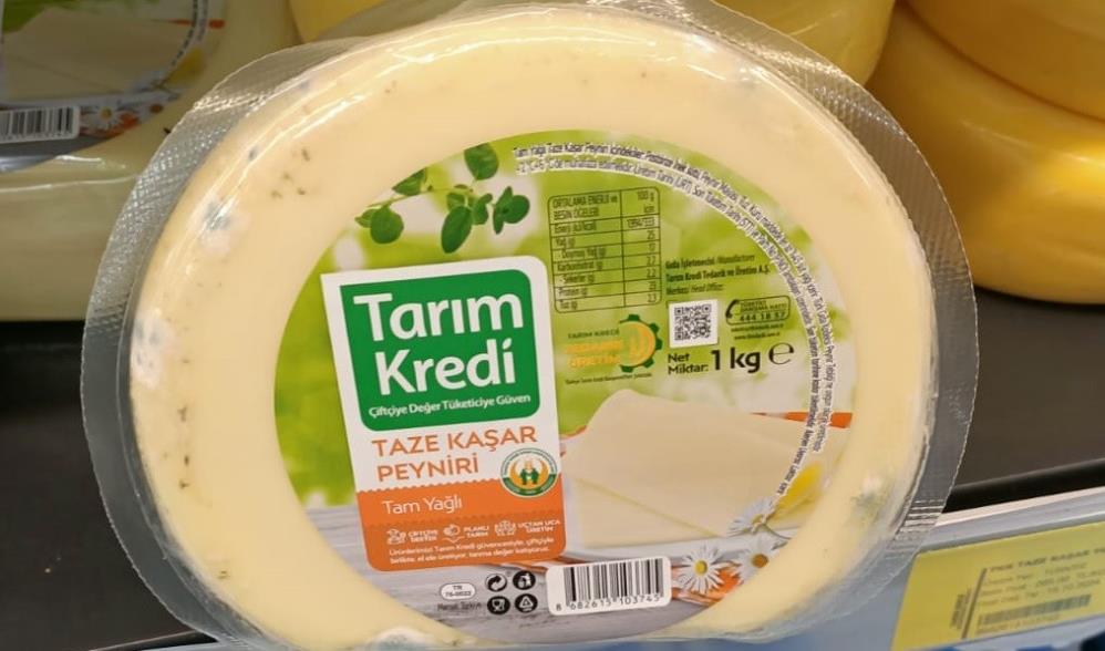 Tarım Kredi Kooperatif marketi reyonunda küflü kaşar skandalı