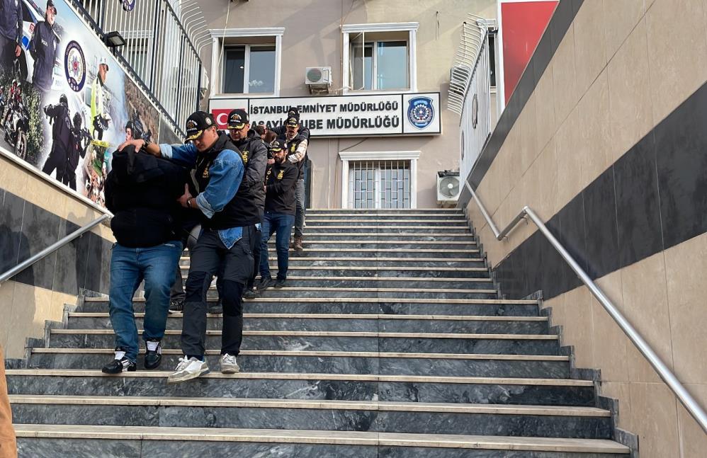 İstanbul’da 60 adrese eş zamanlı fuhuş baskını