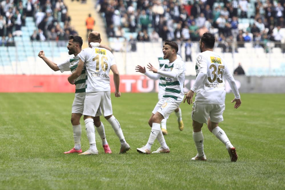 Bursaspor rekor kırmaya devam ediyor