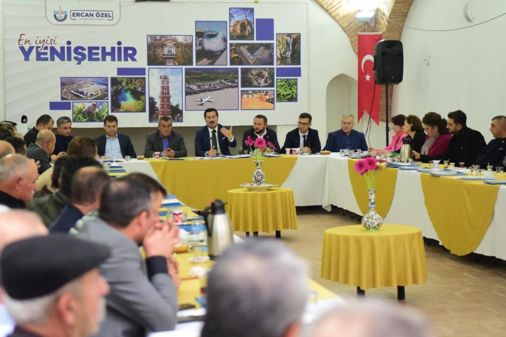 Başkan Özel: Muhtarlarımıza güvenimiz de desteğimiz de tamdır