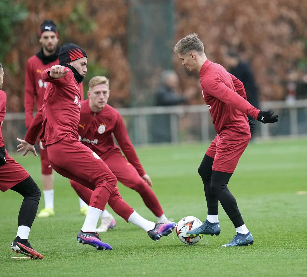 Galatasaray, AZ Alkmaar maçı hazırlıklarını tamamladı